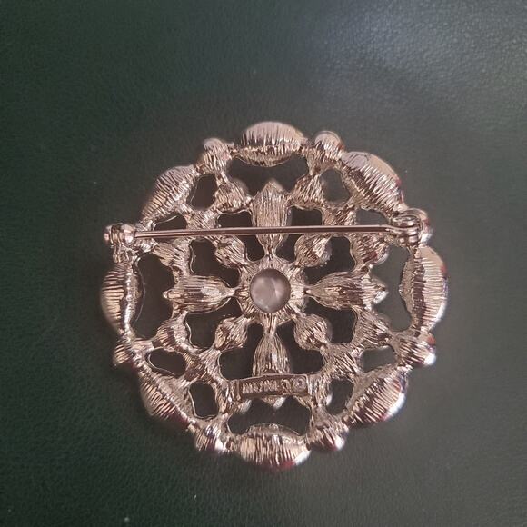 Monet Brooch‎ Silver Tone Light and Dark Blue Rhinestones 2 inches Across - Picture 5 of 8